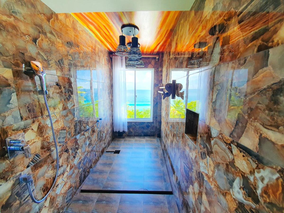 Ukulhas Villa Beach Hotel Екстер'єр фото