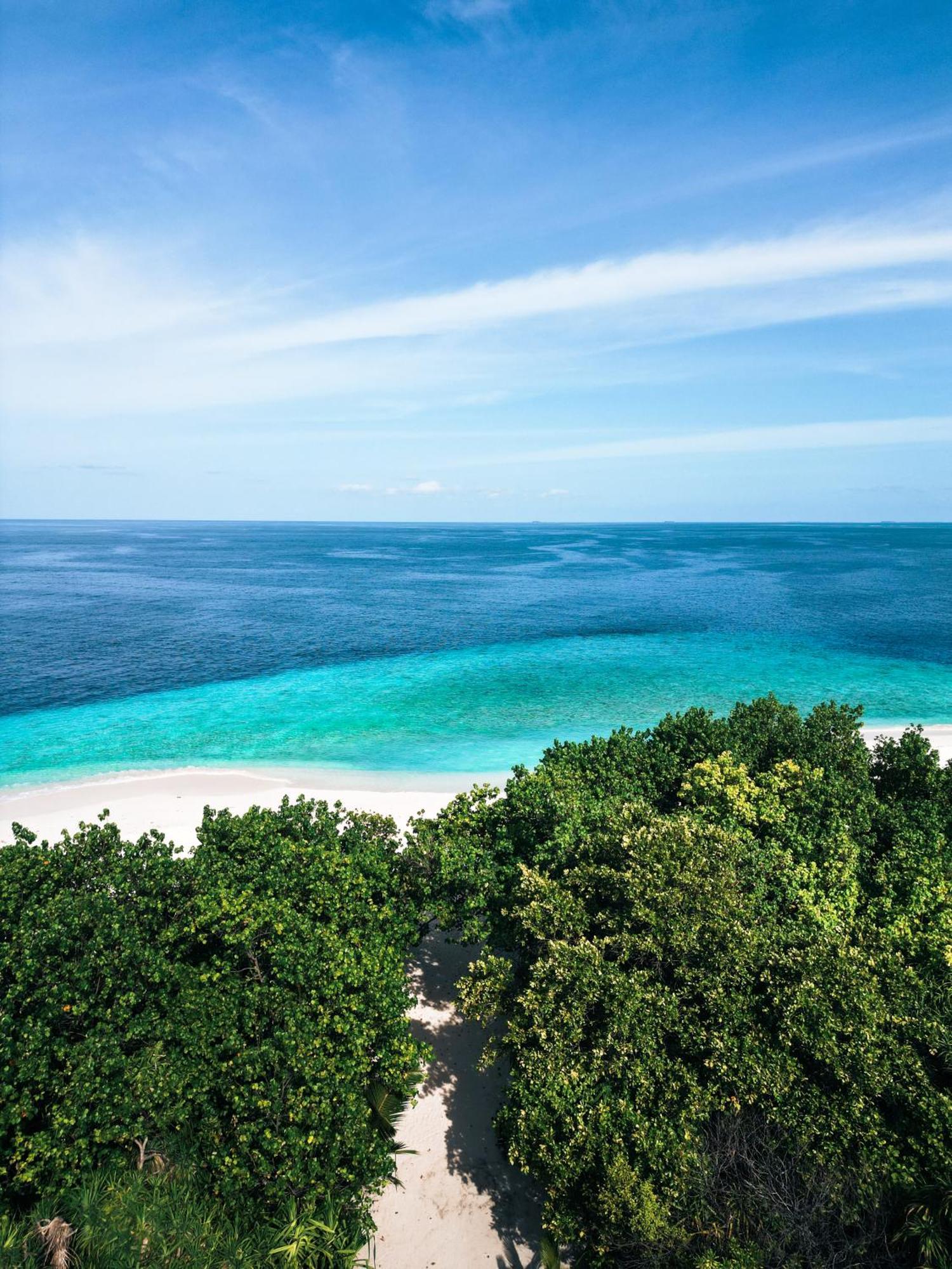 Ukulhas Villa Beach Hotel Екстер'єр фото