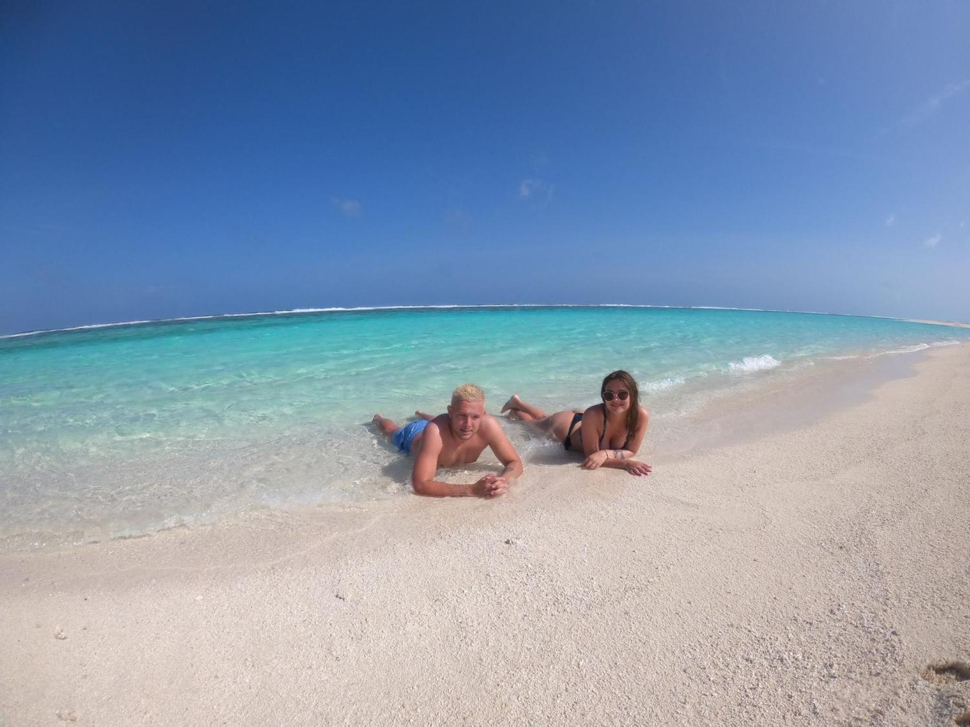 Ukulhas Villa Beach Hotel Екстер'єр фото